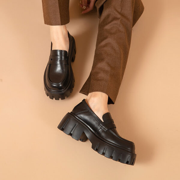 Women's Retro Black Height Increasing Shoes - Image 4