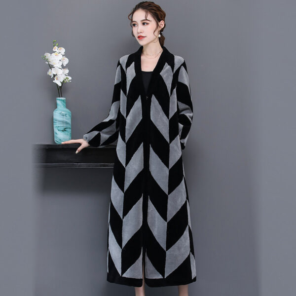 Sheep Sheared Women's Long Over-the-knee Fur Patchwork Coat - Image 3