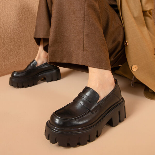 Women's Retro Black Height Increasing Shoes - Image 5