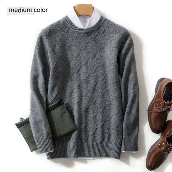 Winter Men's Round Neck Loose Wool Sweater - Image 8