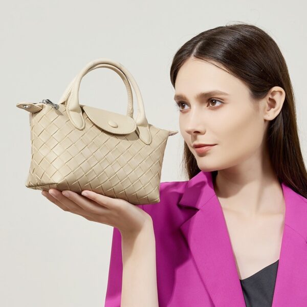Fashion Cattlehide Leather Woven Leather Handbag - Image 7