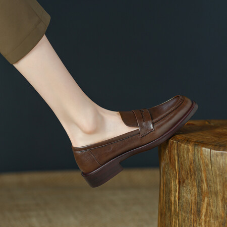 British-style Vintage Women's Heeled Leather Shoes - Image 7